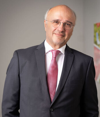 NÚÑEZ MÜLLER, LL.M. (Col.)